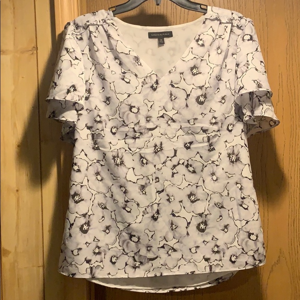 Banana Republic abstract floral design shirt